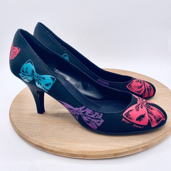 Vintage Y2K Betsey Johnson Heels Womens 10 Fabric Leather Pumps Whimsy Goth Bow - Picture 1 of 11